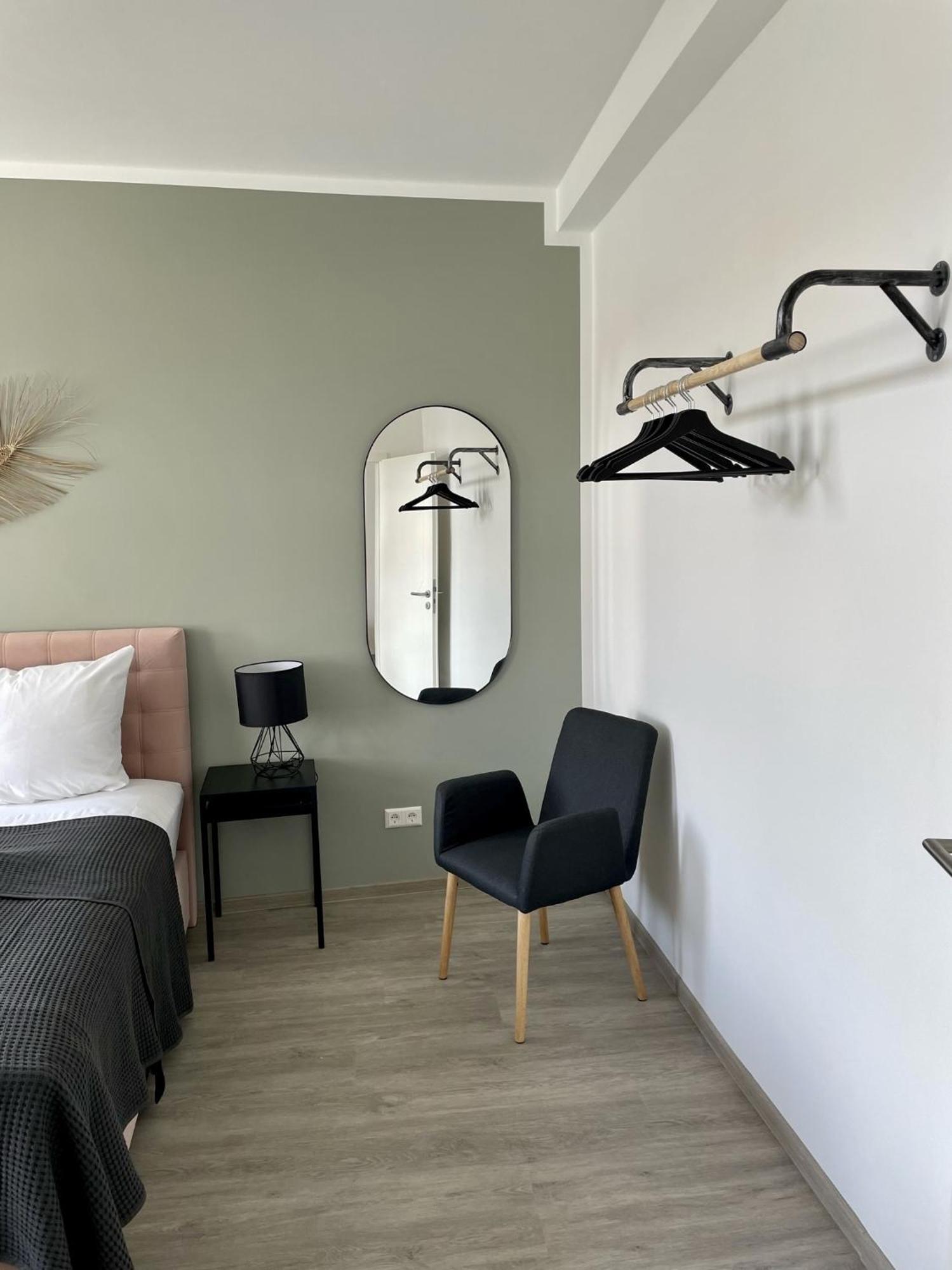 Discovair - Eisenach Karl14 - Vollausgestattete Apartments Mit Netflix In Der Fussgaengerzone Habitación foto